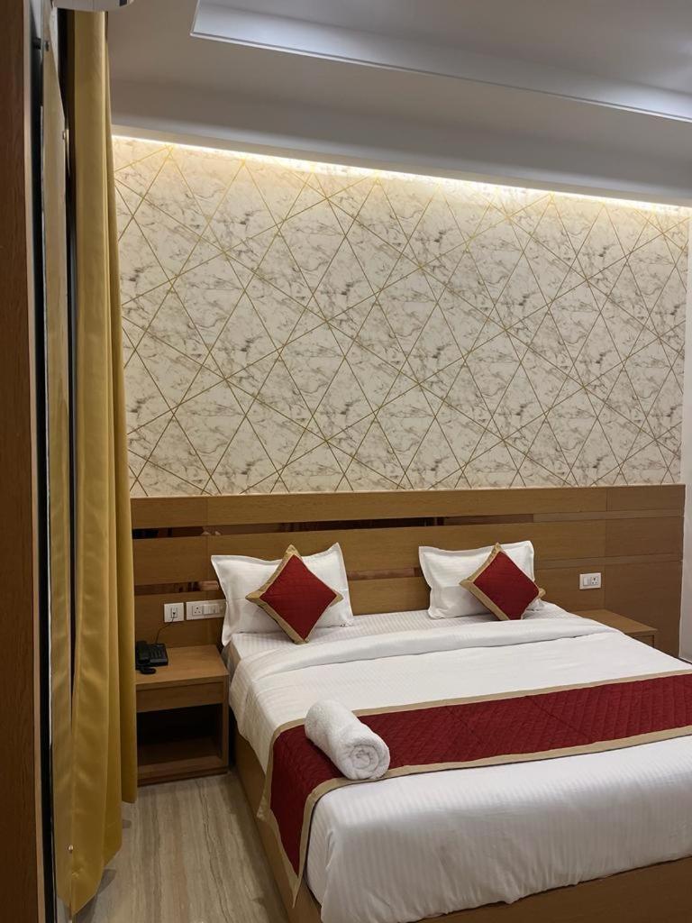 Hotel Royal Casa 러크나우 외부 사진