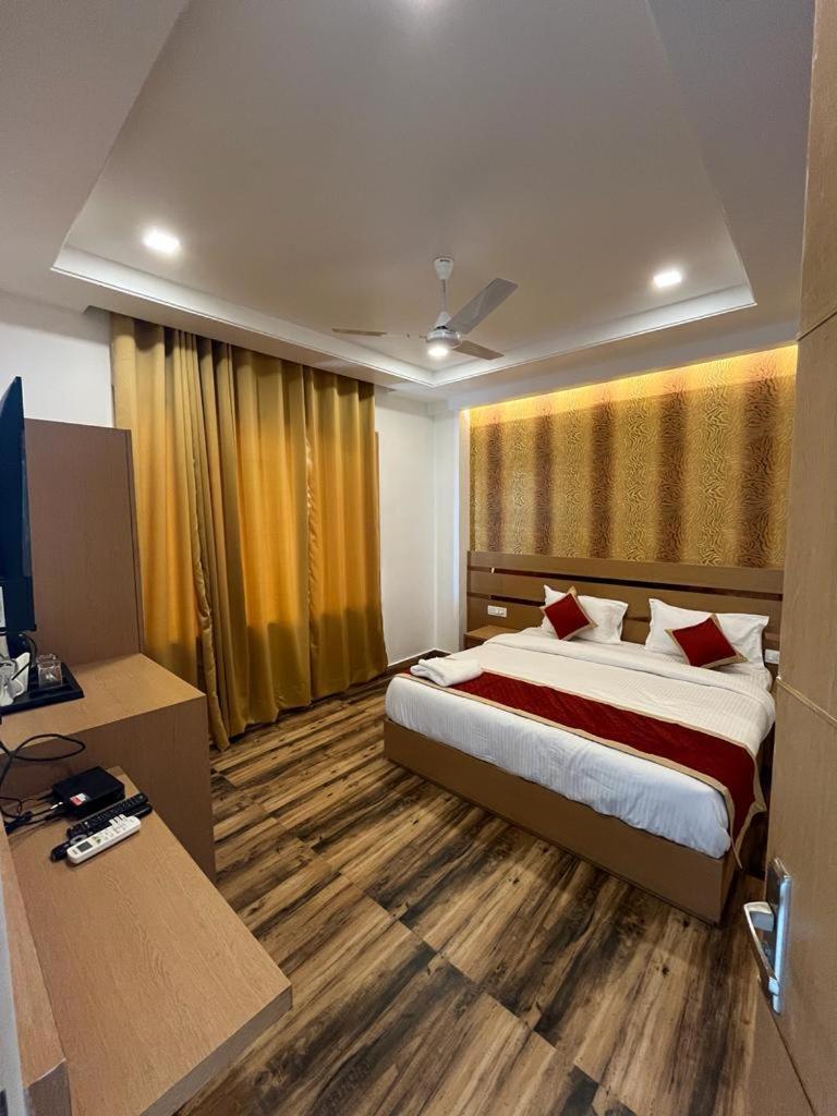 Hotel Royal Casa 러크나우 외부 사진