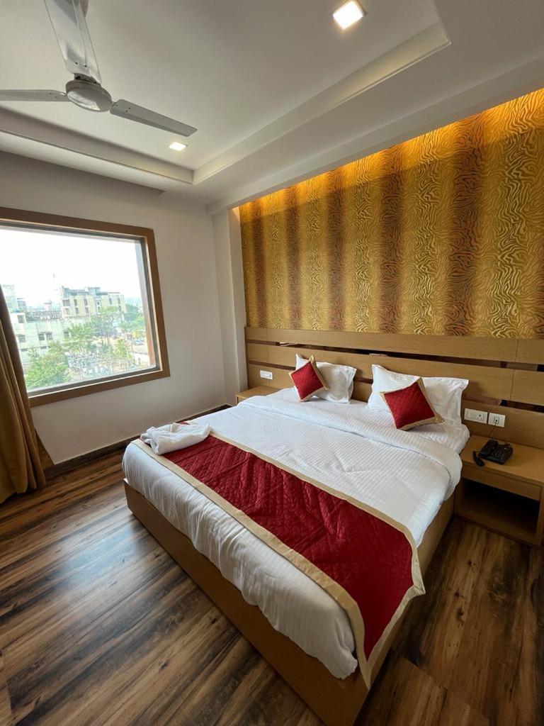 Hotel Royal Casa 러크나우 외부 사진