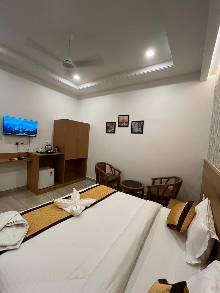 Hotel Royal Casa 러크나우 외부 사진