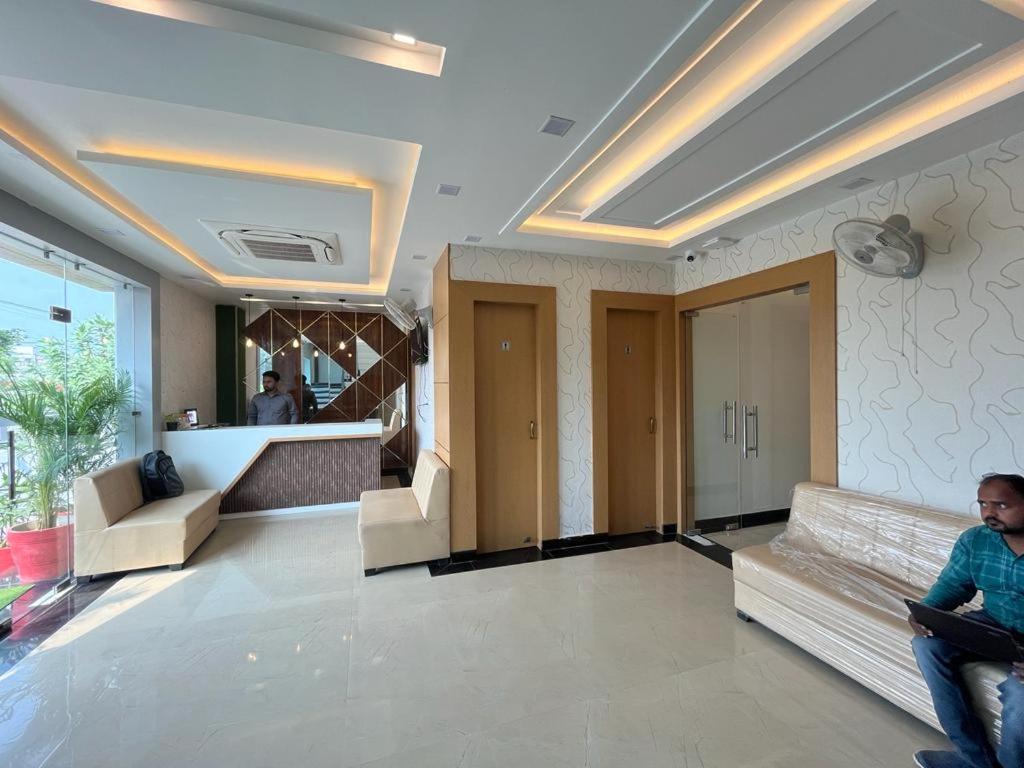 Hotel Royal Casa 러크나우 외부 사진