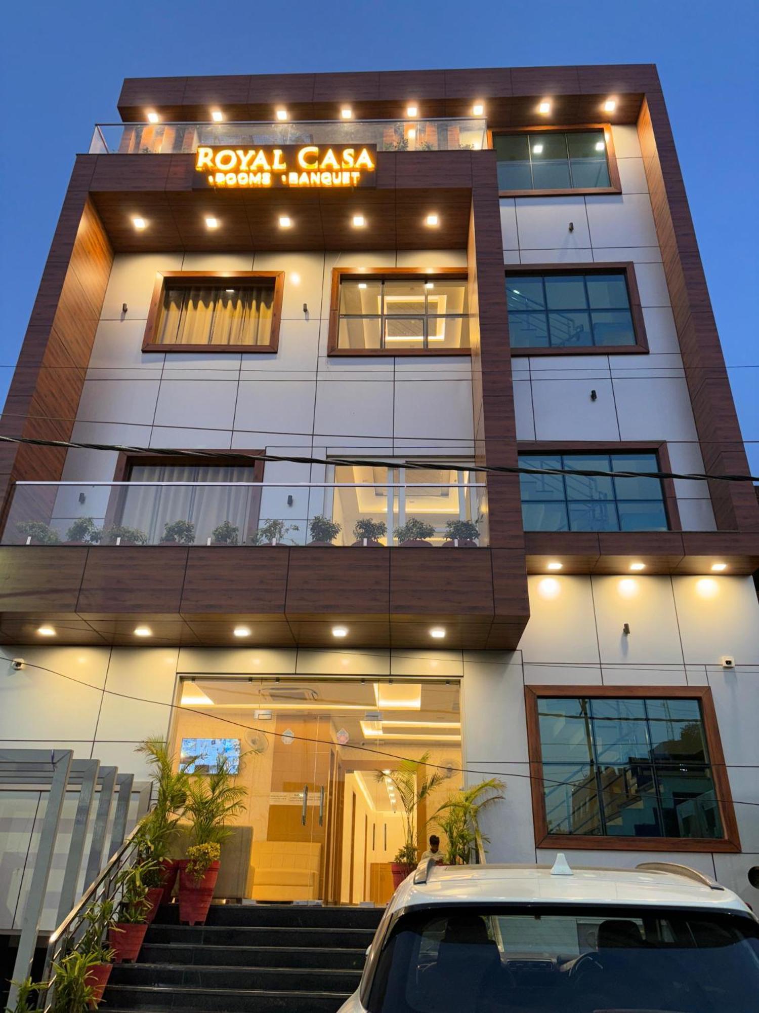 Hotel Royal Casa 러크나우 외부 사진