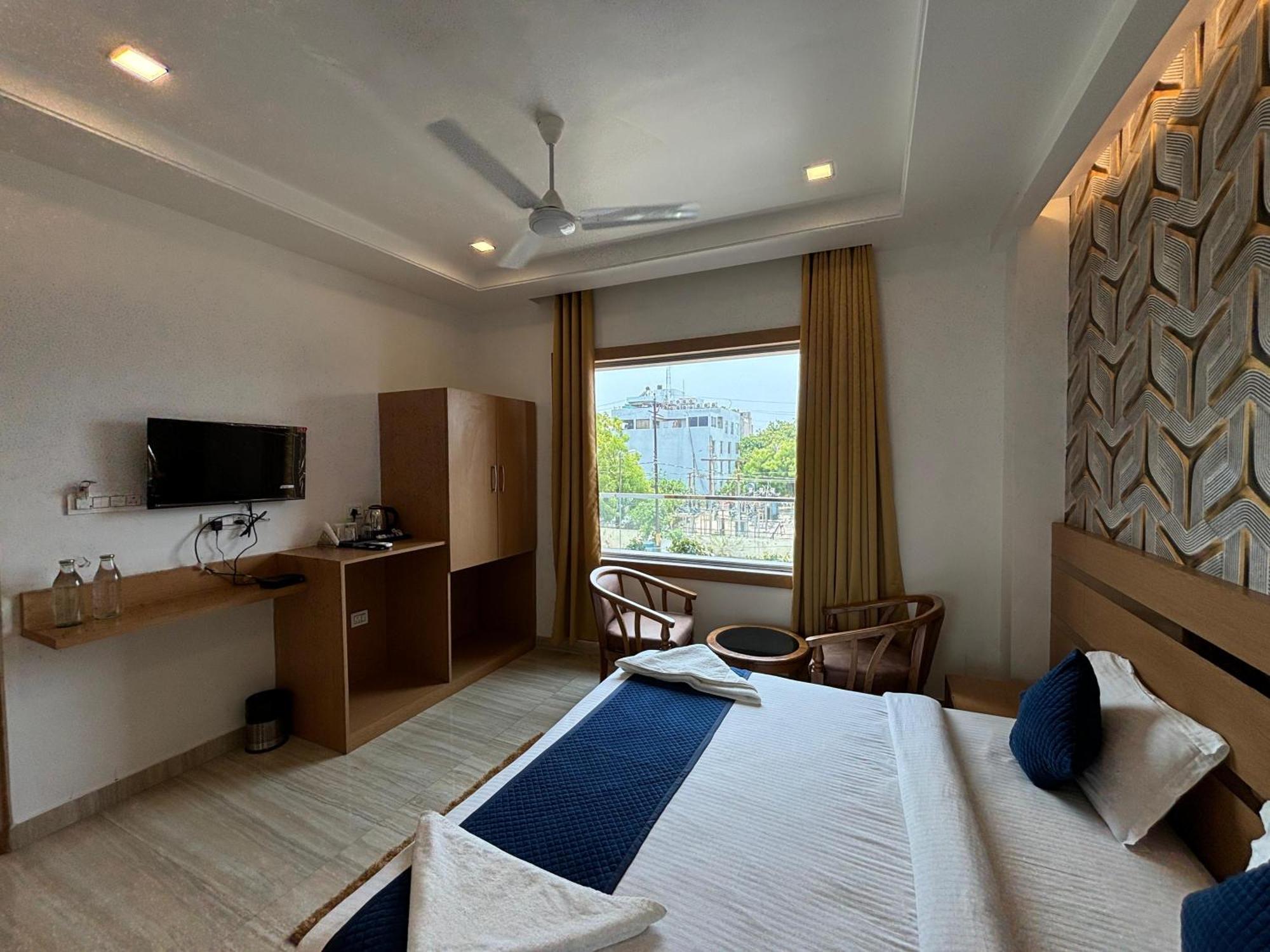 Hotel Royal Casa 러크나우 외부 사진